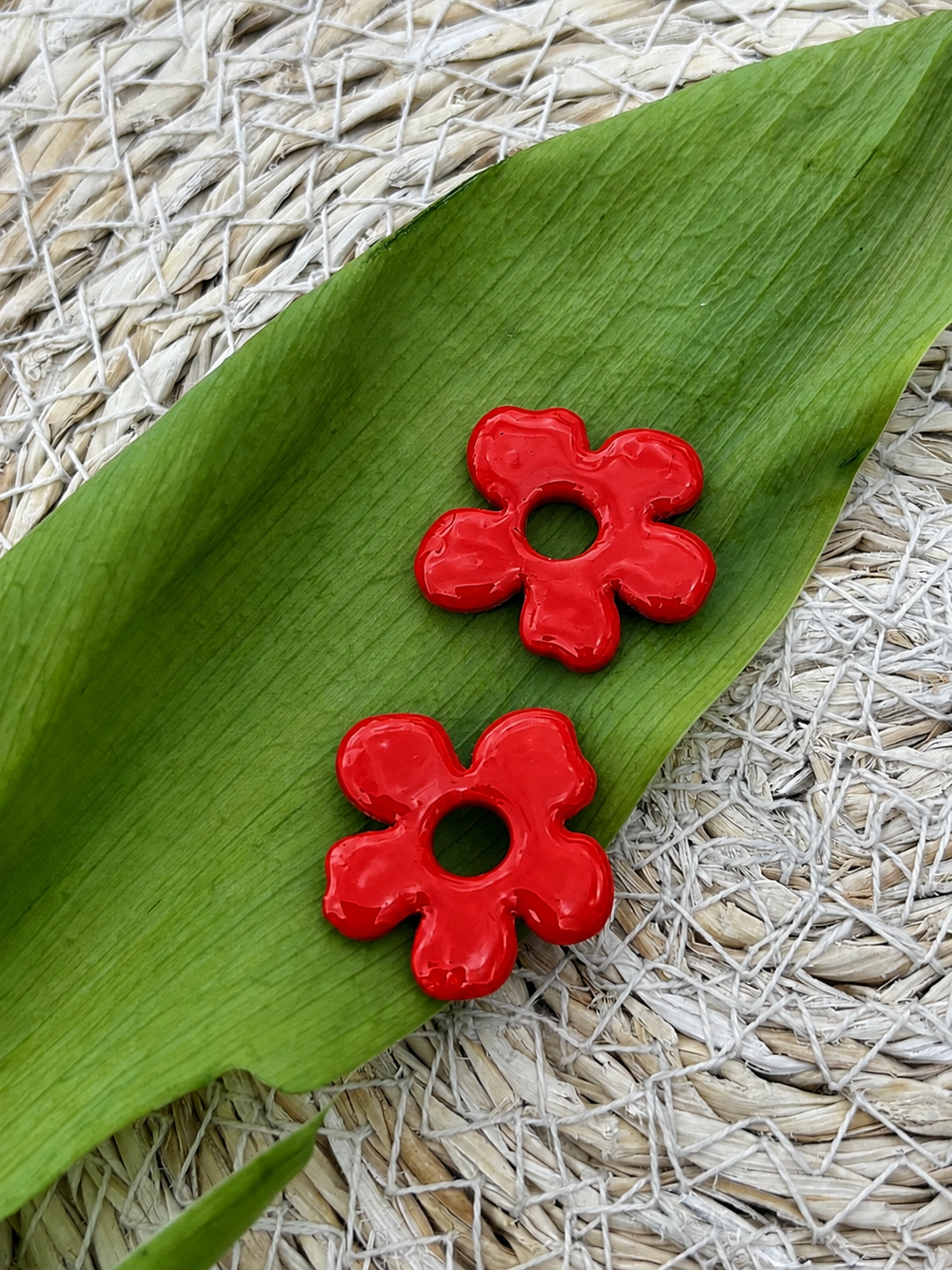 LILY - rouge (sans créoles)