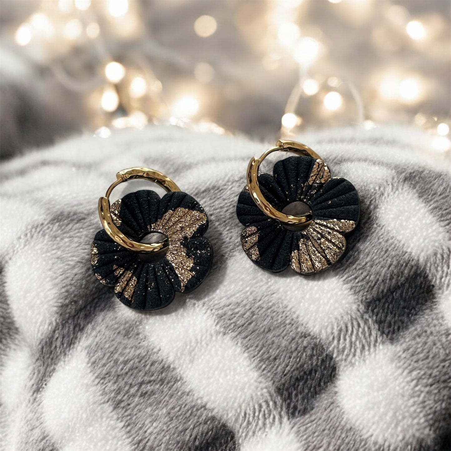 COQUELICOT - Noir or (sans créoles)