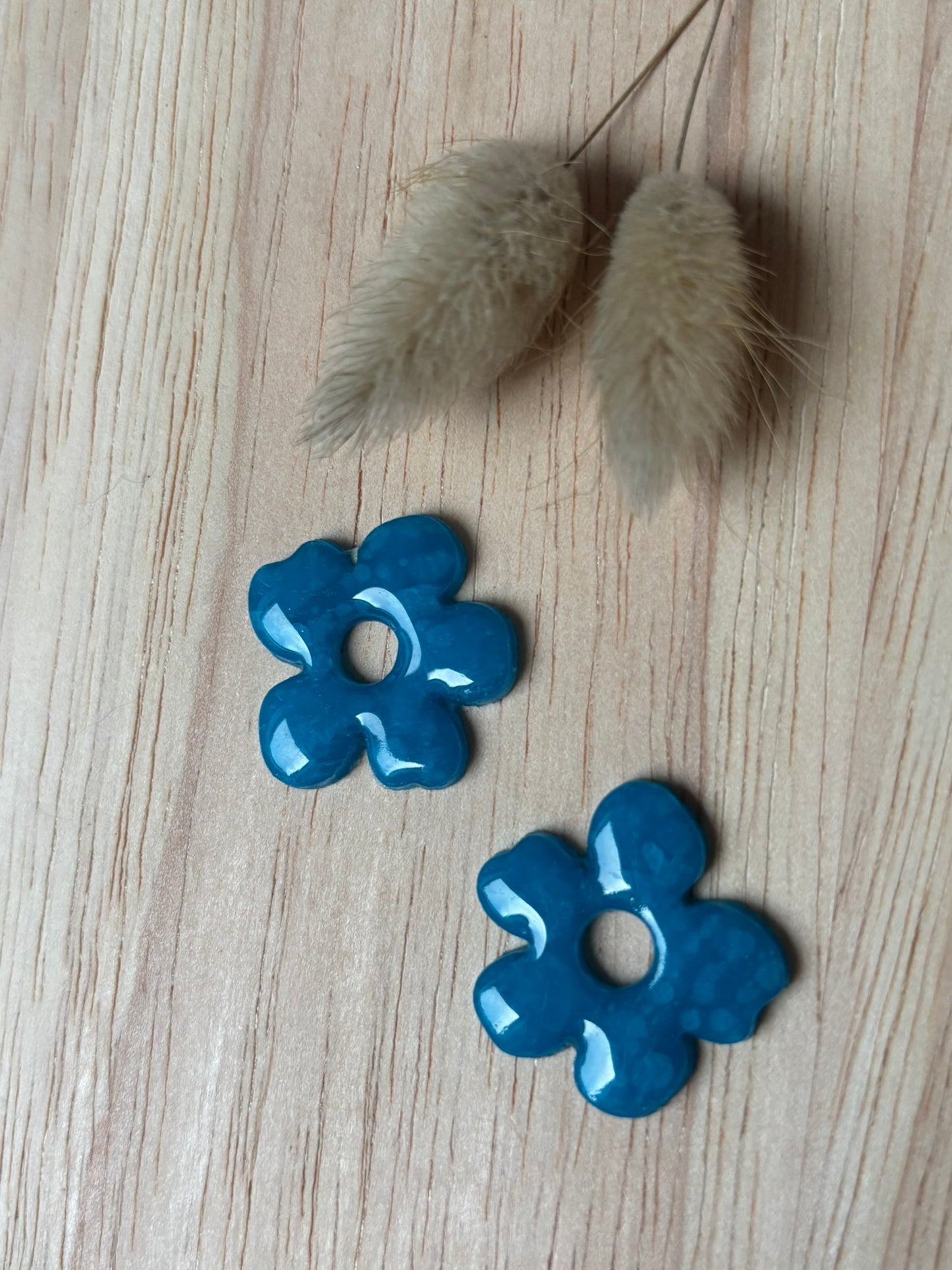 LILY - Bleu Translucide (Sans créoles)